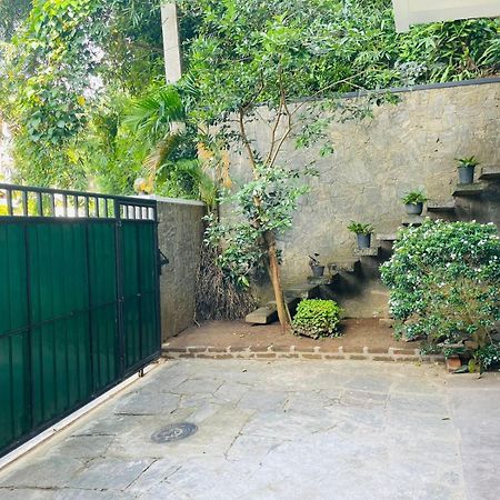 Villa Nine Kandy Luaran gambar
